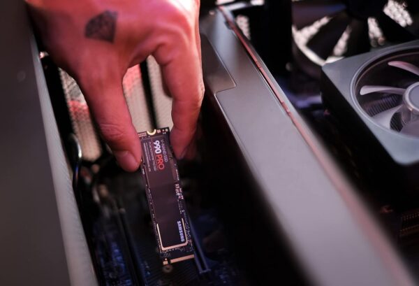 Limited Time Deal 40%OFF! SAMSUNG 990 PRO SSD 4TB PCIe 4.0 M.2 2280 Internal Solid State Hard Drive - Image 8
